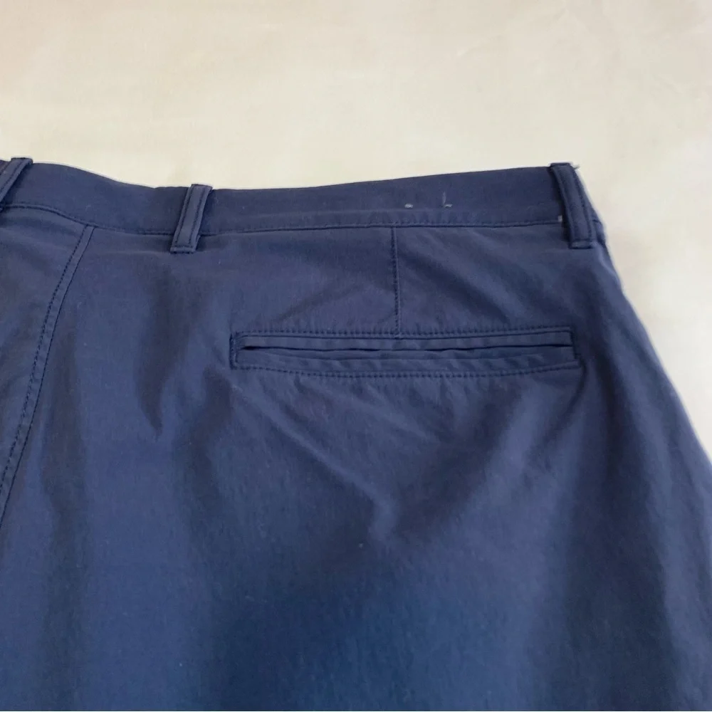 Men's J. Crew Navy 9” Tech Shorts Sz 32